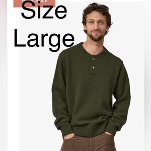 Patagonia Men’s Crewneck 2-button Sweater in Olive size Large